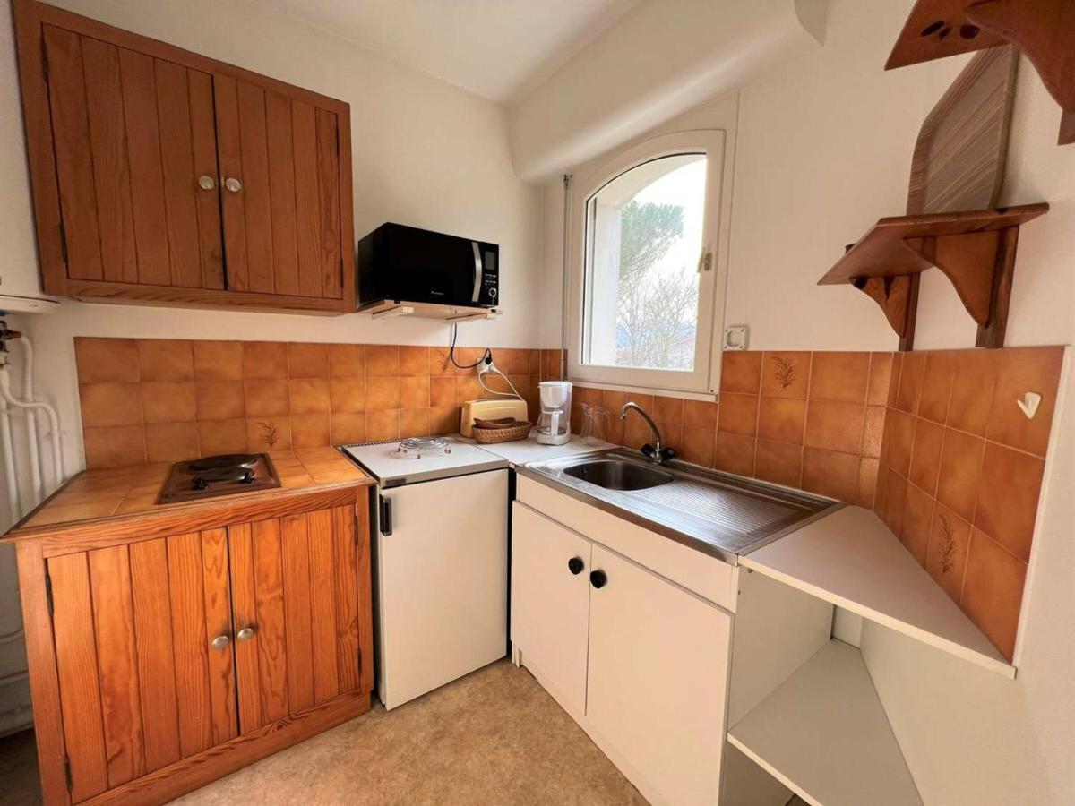 Apartment T1 Bis A Avec Balcon, Ascenseur Et Parking - Fr-1-495-31
